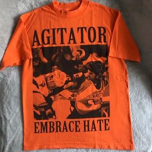 Men’s Agitator Tee Shirt Size Medium